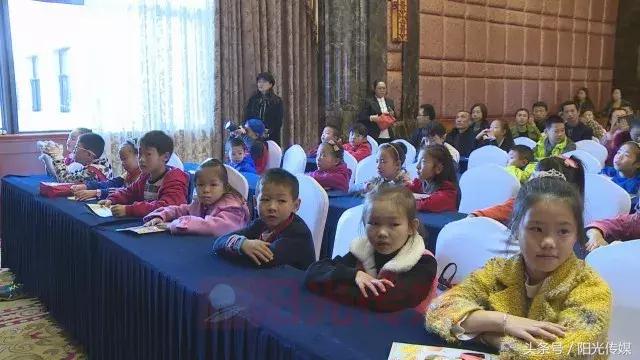 快来看，《小主人报》德阳小记者站成立啦！