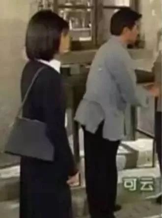 月薪5000的我是怎么存钱买房的,月入多少穿得起celine