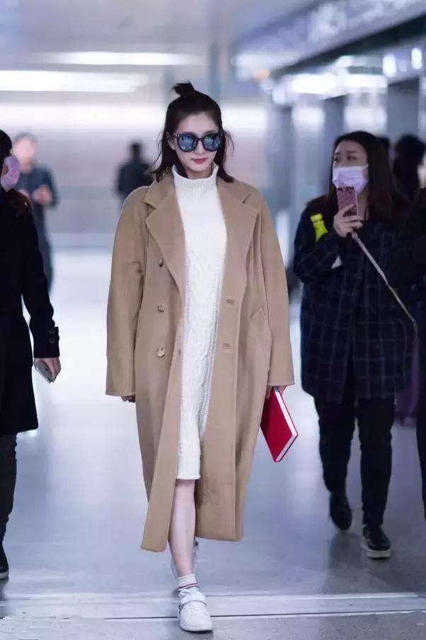 英国公主大衣,英国公主穿搭大衣