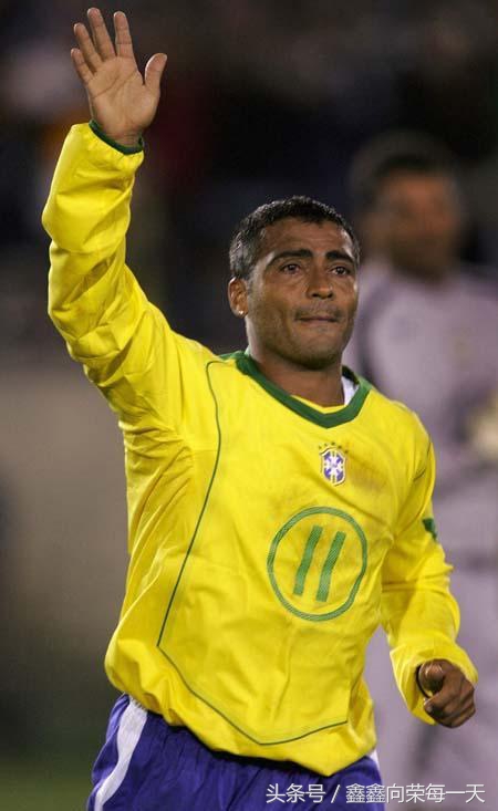 足坛现役十大前锋格列兹曼,世界足坛十大前锋排行榜