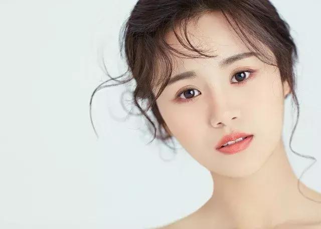 你们地球人知道演好“地球人”有多难吗？只有安悦溪能让我信服