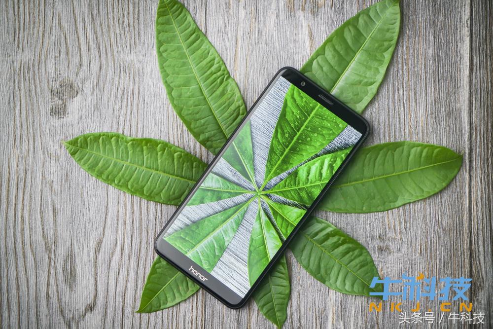 荣耀畅玩7x评测,荣耀7x的千元手机