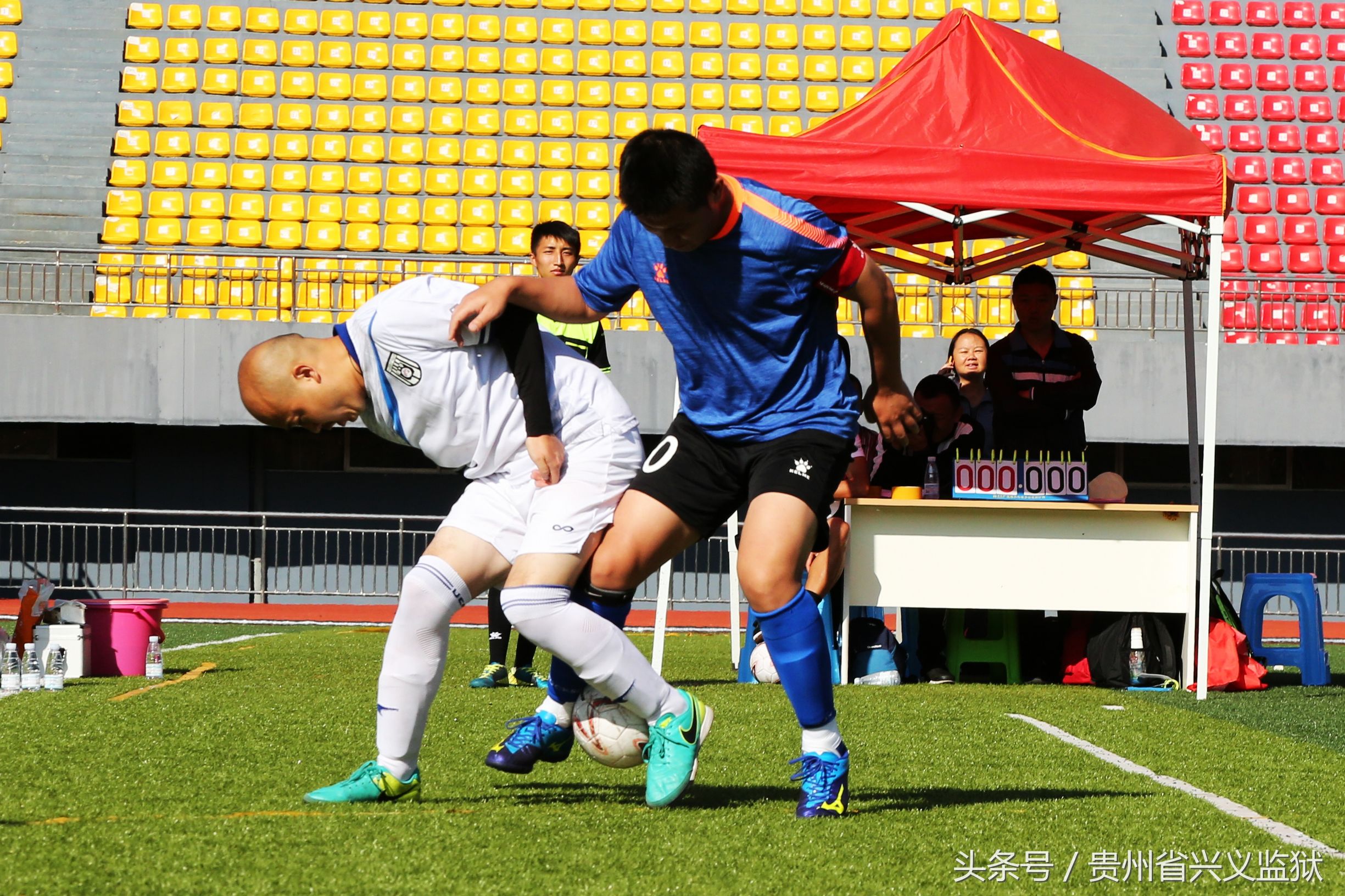 激情对抗热血赛场,激情飞扬绿茵赛