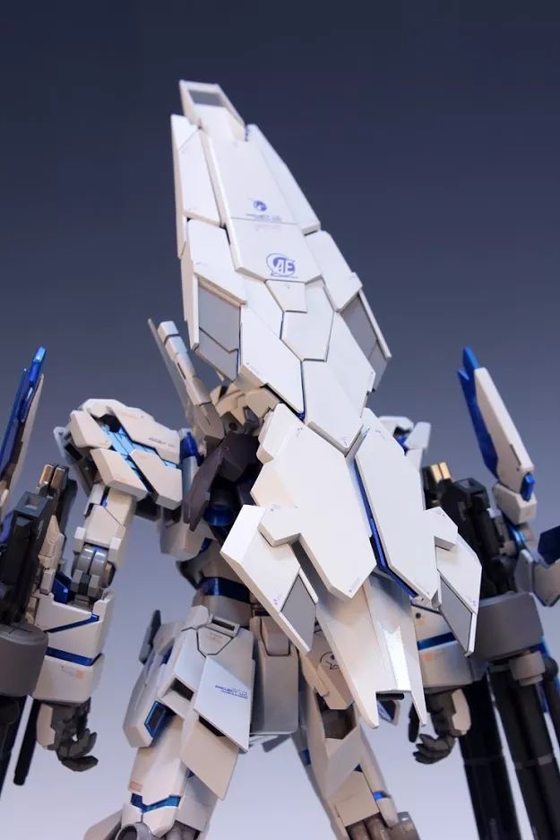 沉浸式拼装完美蓝色独角兽高达,独角兽高达拼装模型推荐学生党