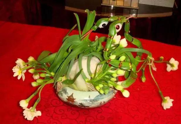 水仙花的造型艺术图片,水仙花的花语传说与诗词鉴赏