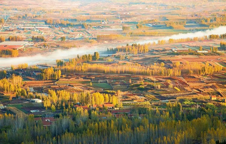 金秋沂南,诗意流淌有那么一群爱美的人,把秋季沂南送到你面前