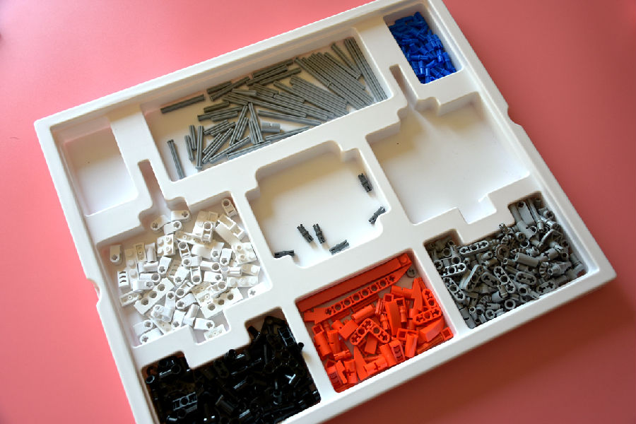 米兔积木履带机器人2000元以下的,米兔积木机器人app没有履带机甲了