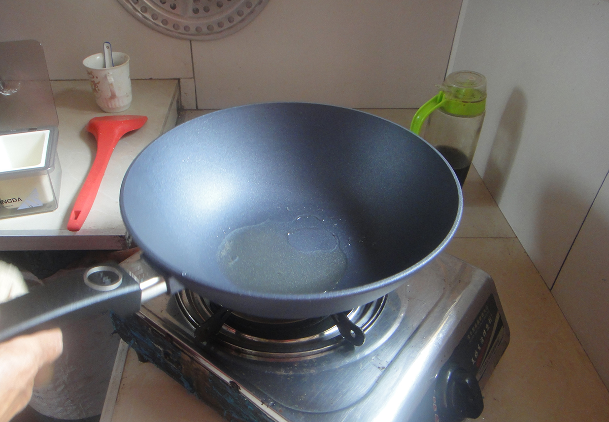 德国WOLL不粘锅炒锅,德国woll顶级不粘锅