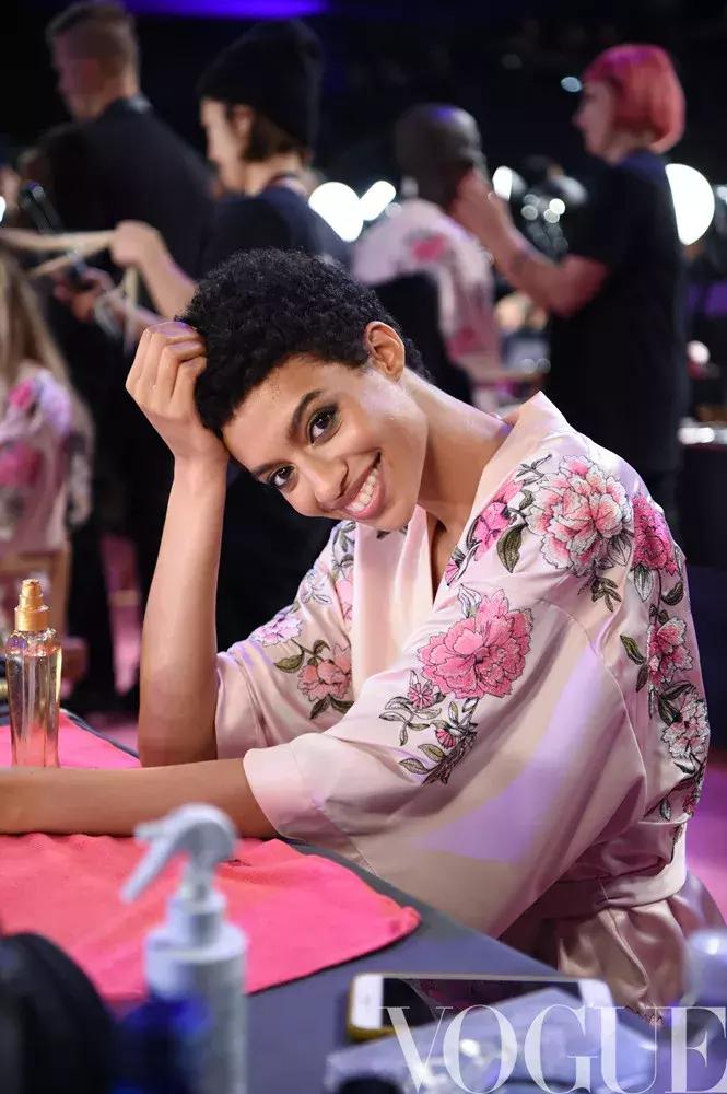 2017年维密秀视频完整版,2017维密秀现场直播