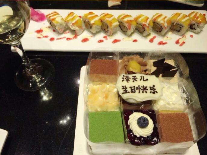 章泽天吴卓林生日时的待遇差别告诉我们，星座不靠谱，关键嫁对人