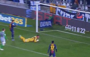 梅西的技术有哪些,梅西的技术很粘球