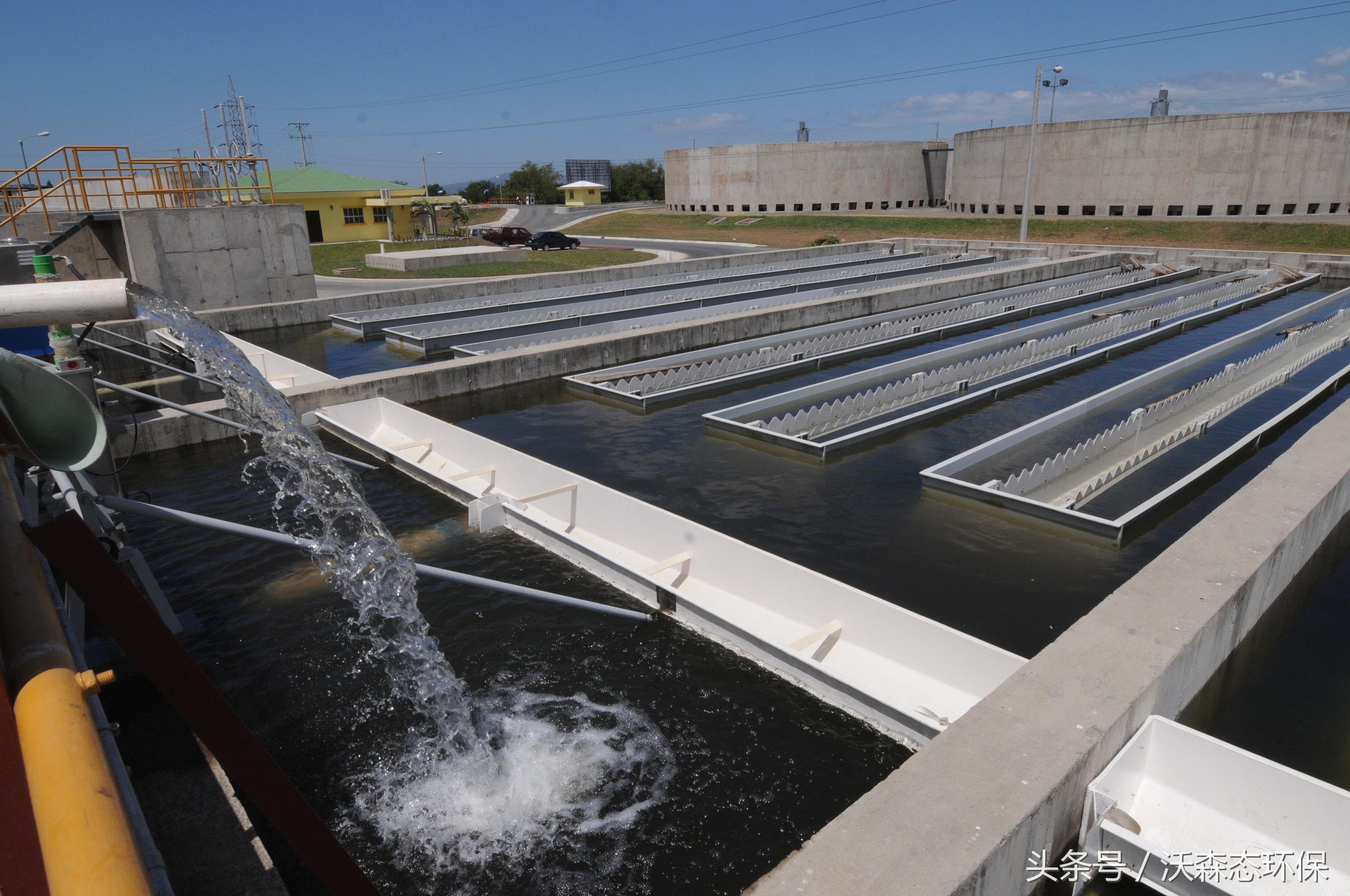 阿联酋是怎么解决淡水的,阿联酋水资源匮乏的解决措施