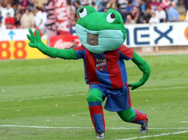 西甲蓝军是哪队,西甲球队有多少个