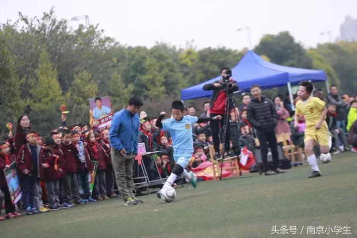 寒风也挡不住孩子们的热情,寒风阻挡不了孩子们的热情