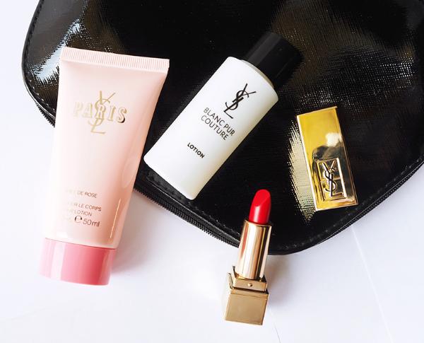 迪奥口红小样和正装的区别 (1.5g口红是小样还是正装)