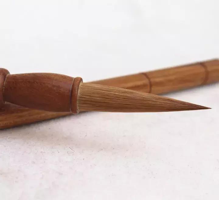 如何清洗毛笔,毛笔的正确清洗和保养方法