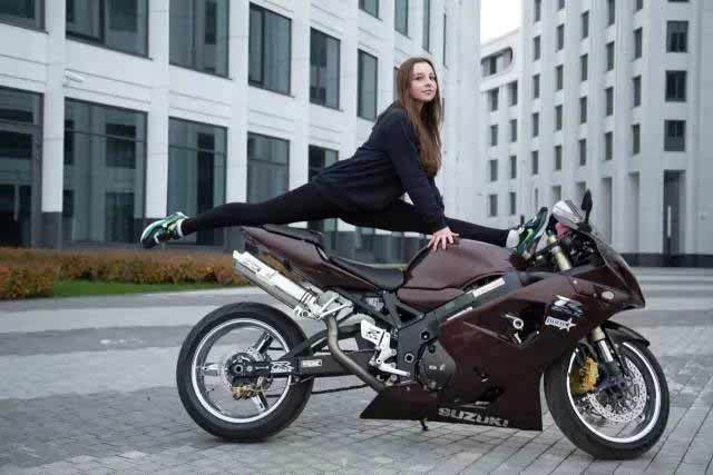 般般入画，战场上谁舍得向她开枪？