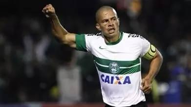 足球赛场不可思议的有趣时刻,有意思的足球比赛