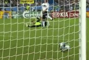 身高对足球有影响吗,足球前锋身高多少合适