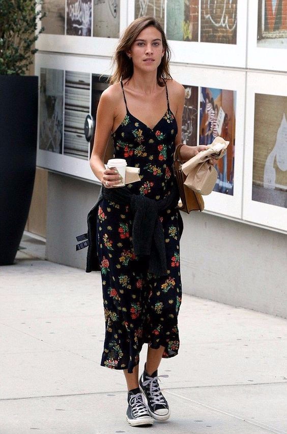 你还在迷恋Stan Smith啊？！ | 她们都换帆布鞋唻~