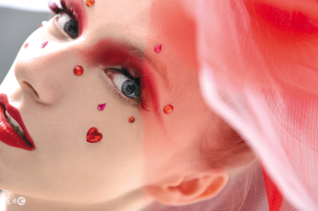 不自信的看一看，女人这样做才精致漂酿惹人爱