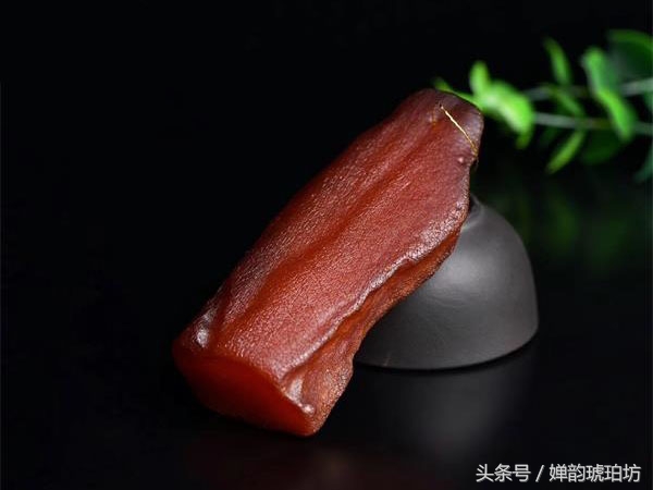 蜜蜡原石有哪些,欣赏蜜蜡原石的美