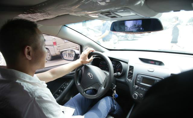 安全驾驶技巧教学视频,10条行车安全攻略