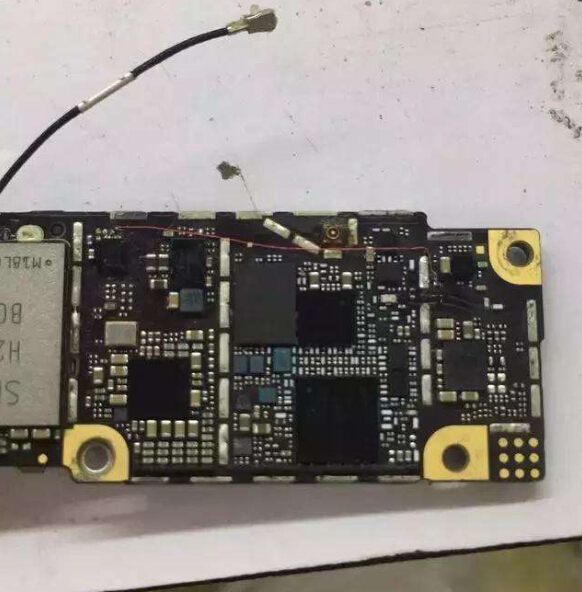 iphone6手机进水了该怎么办,iphone手机充电口进水了一直重启