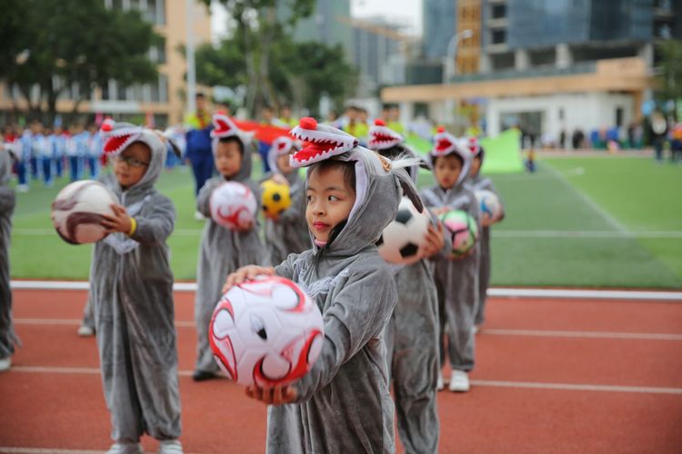 让红领巾校园充满生命的精彩——记台江进一附小体育文化节