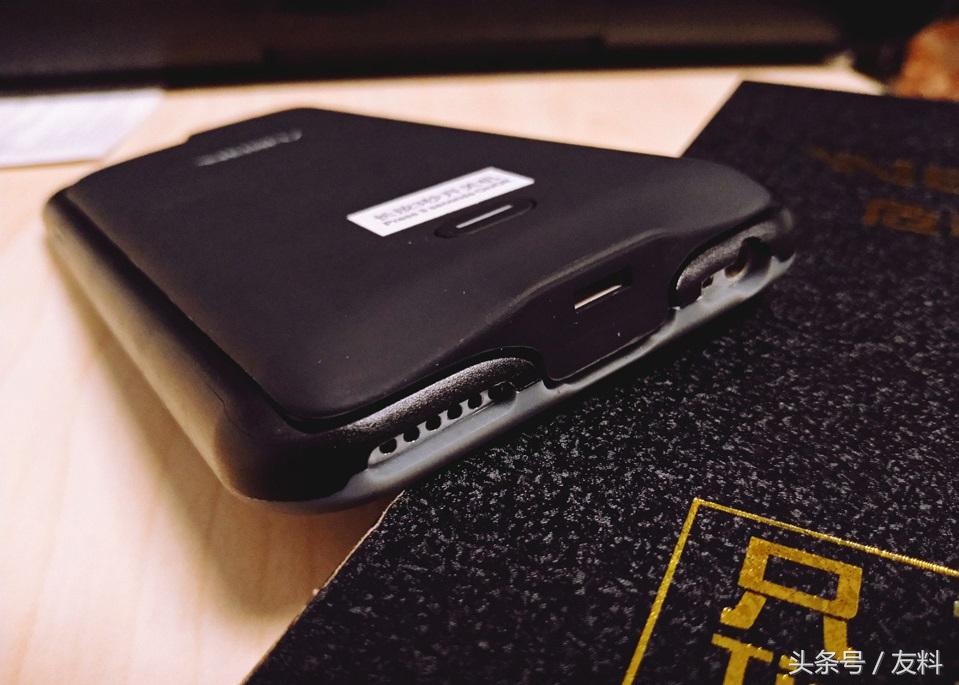 苹果正品背夹式充电宝测评,苹果背夹式充电宝20000毫安测评
