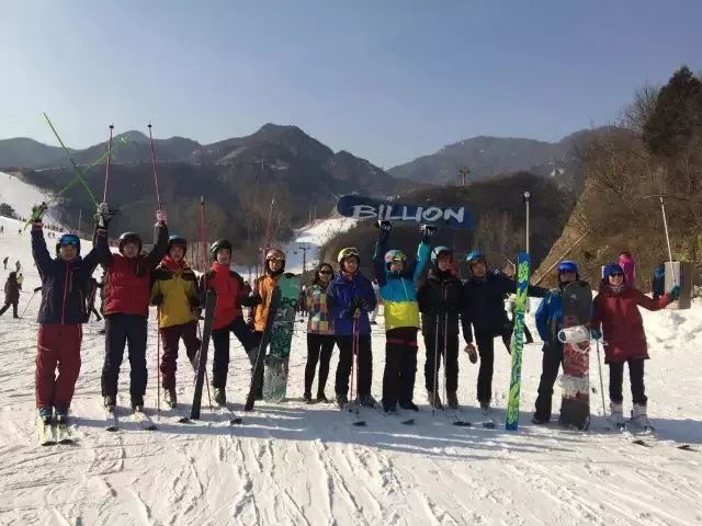 火热预定｜跟海盗帮畅滑，雪季不摔跤