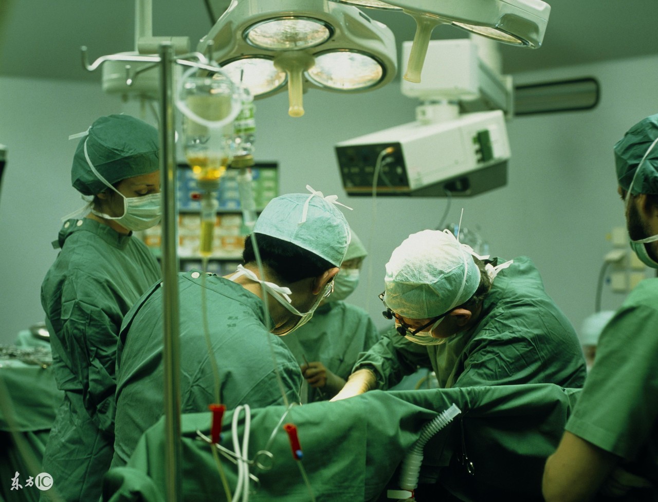 40岁高龄孕妇怀孕八个月,43岁孕妇怀孕六个月