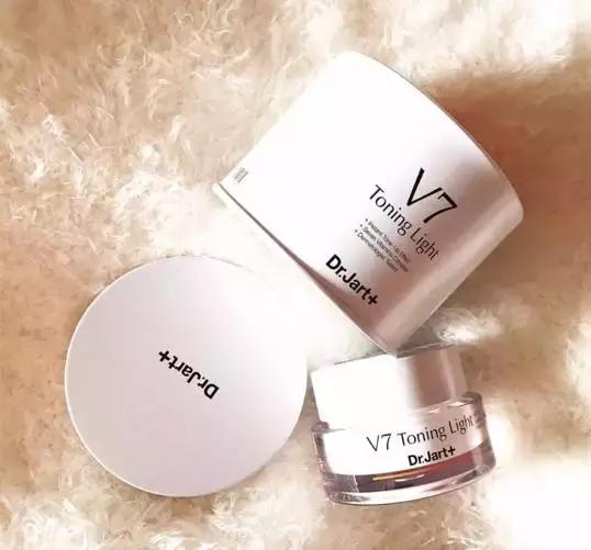 赖床星人必备素颜霜,超实用的素颜霜