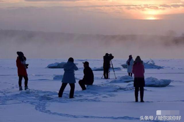 黑龙江冰封奇观,黑龙江呼玛段开启冰封季