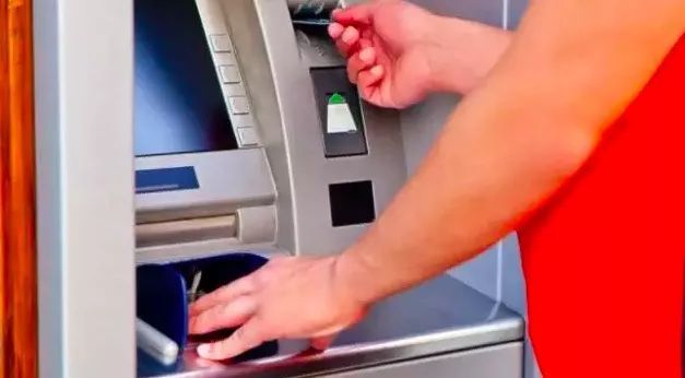 外国人给中国人挖的坑,华人换外汇被骗