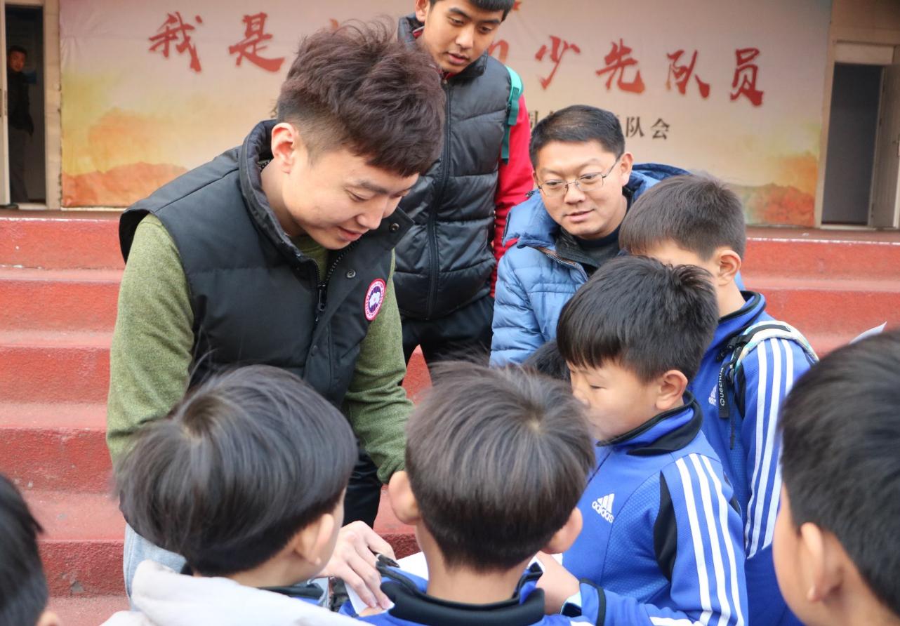 鏉庤秴鑰冧笂澶у,鏉庤秴瀛︽牎