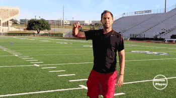 足球大范围转移球怎么踢,足球45度转移示意图