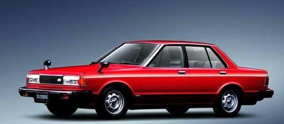 2012年蓝鸟轩逸,蓝鸟轩逸第一代