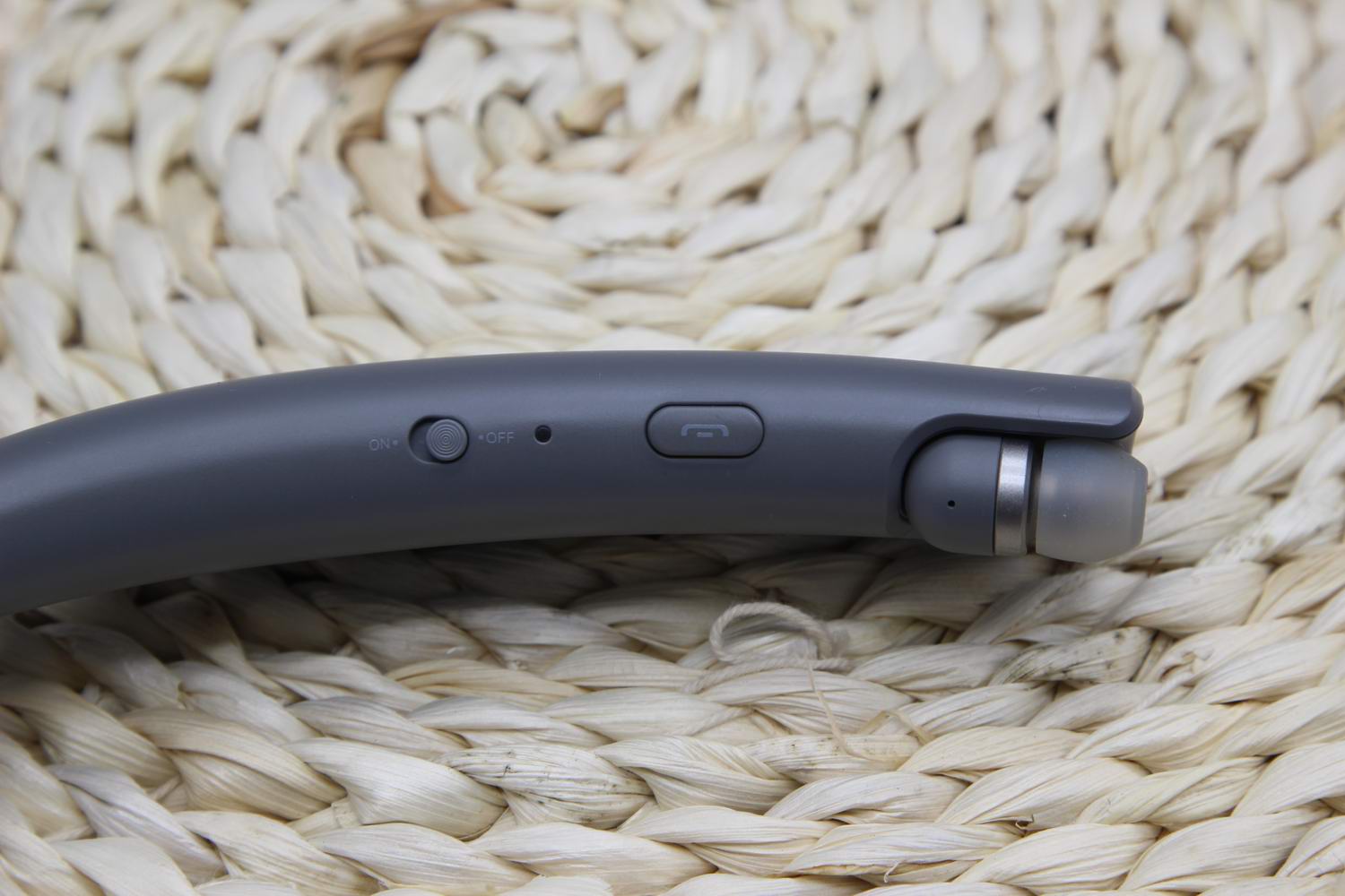 感受身临其境的音效索尼htz9f音响,lghbsw120蓝牙耳机