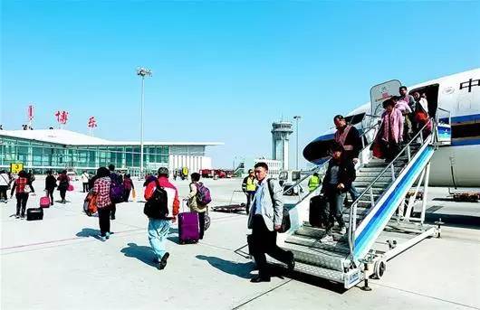 湖北武汉援疆,武汉援疆医疗队到达伊犁