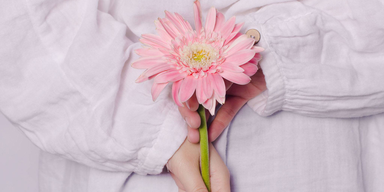 异地恋怎么送花给女朋友异地恋送花卡片怎么写