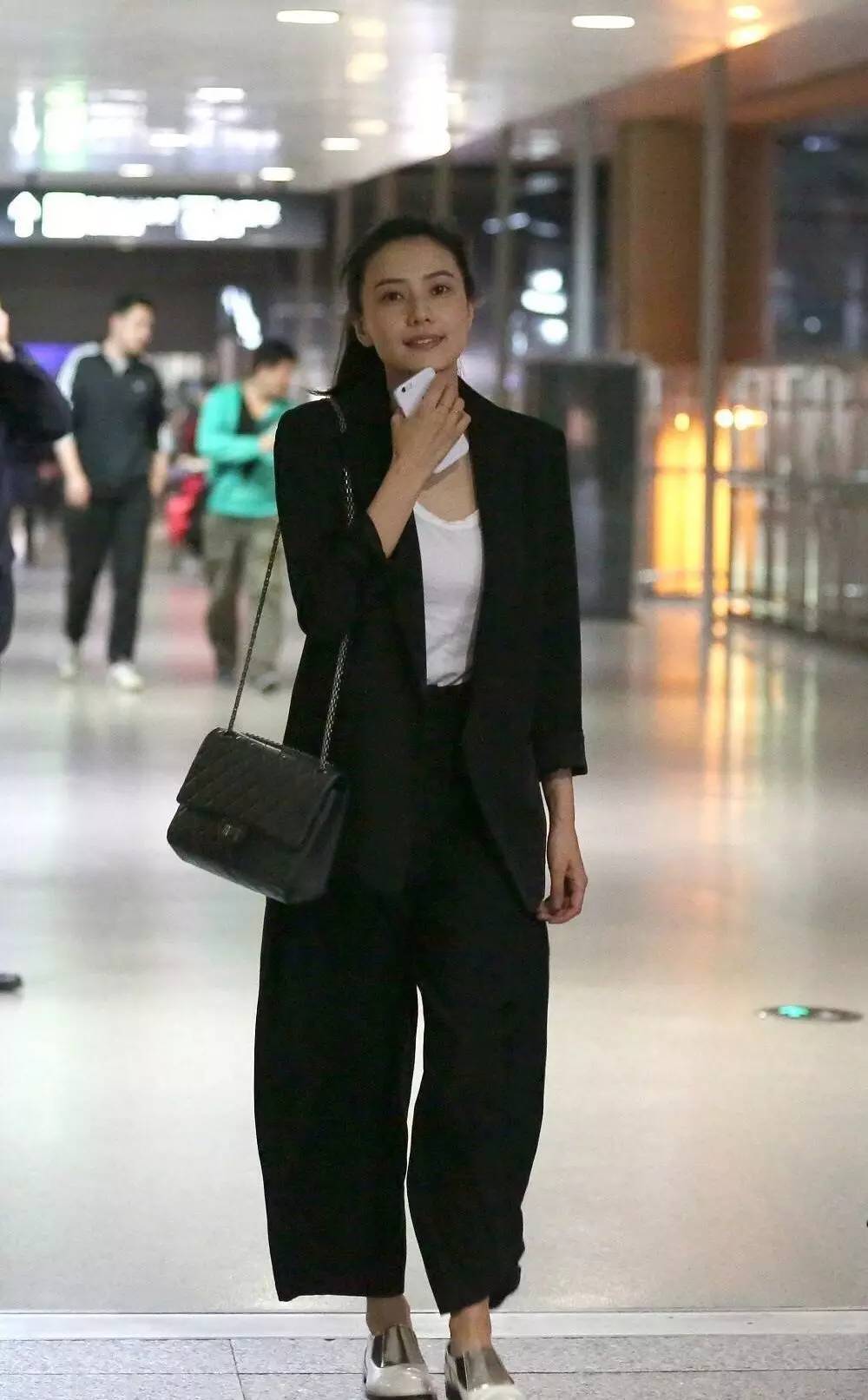 阔腿裤秋冬显瘦窄版穿搭,阔腿裤最不费力的搭配套路潮爆了