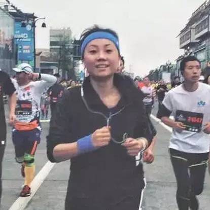 如果跑步是一种病我已经病入膏肓 (跑步能治愈一切伤痛和不堪)