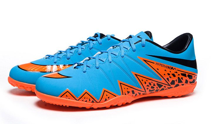 如何让你的女朋友爱上足球的视频,让女朋友彻底爱上足球