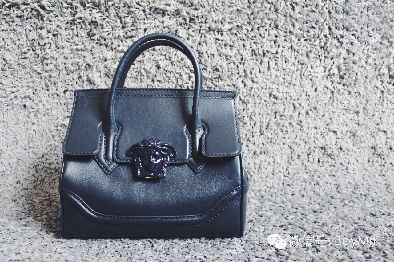 范思哲当季流行包包,范思哲包包是轻奢还是高奢