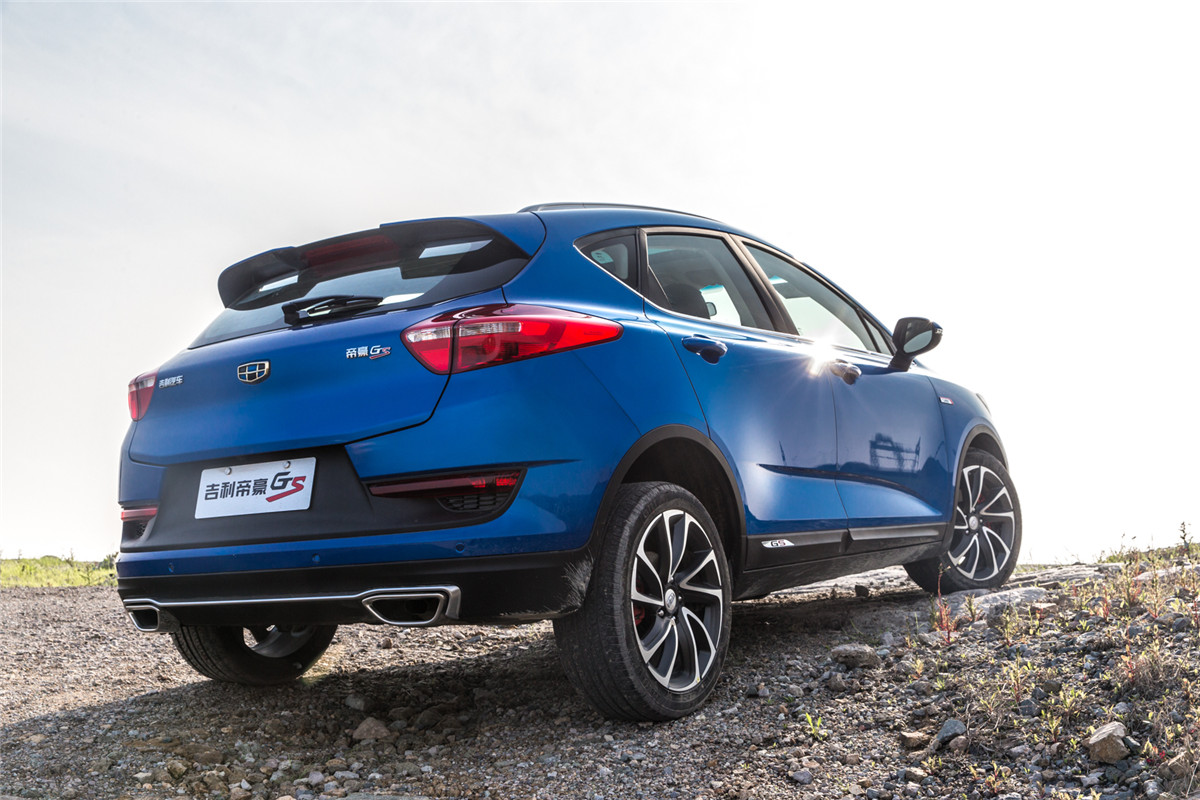 帝豪gs跟远景suv,吉利新款suv帝豪gs