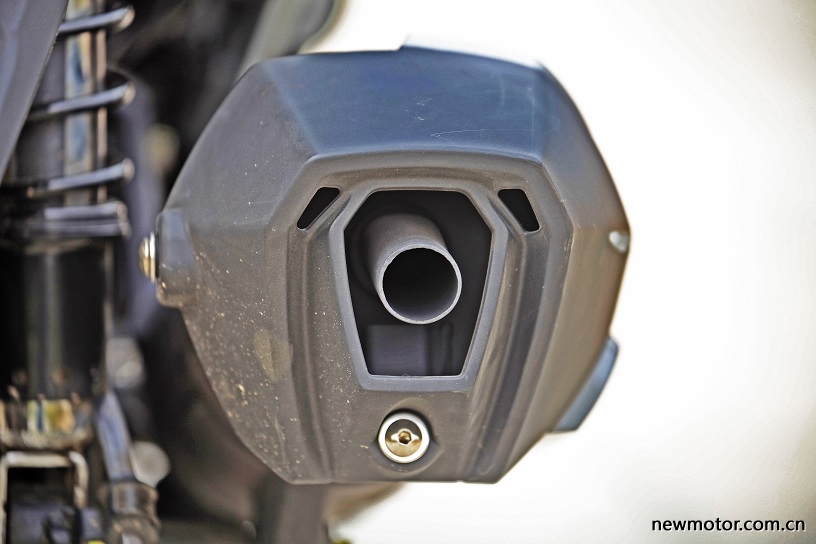 光阳赛艇300测评,牛摩测评赛科龙