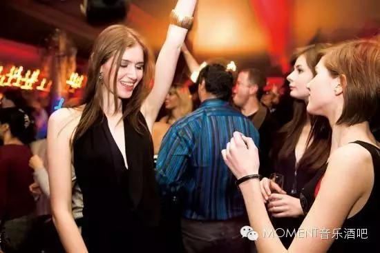 南昌时光酒吧足球活动第一弹世界英超·时光畅享