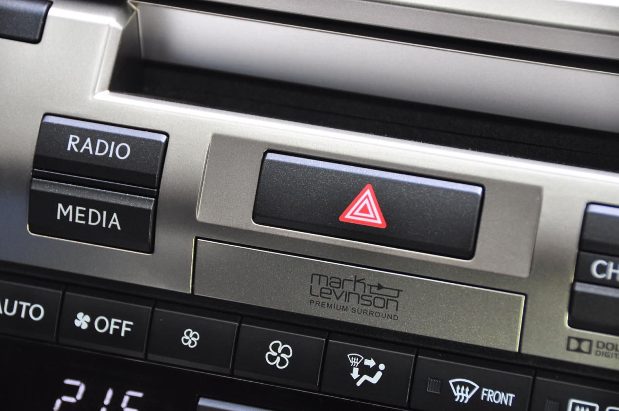 别以为雷克萨斯ES300h就只是省油