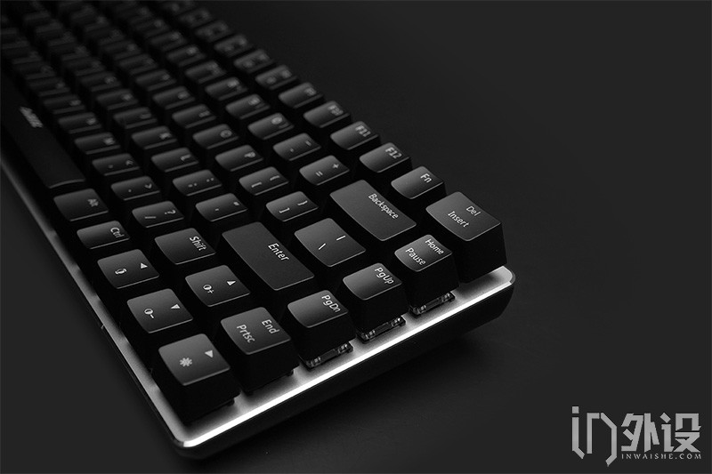 黑爵ak33如何调节背光颜色,黑爵极客ak33背光机械键盘